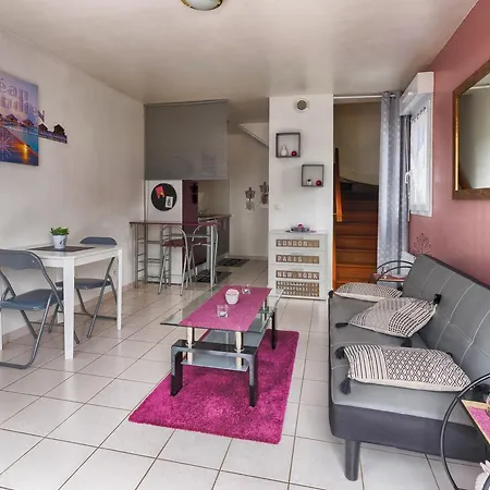 Duplex Cosy Evreux 아파트호텔