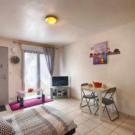 아파트호텔 Duplex Cosy Evreux *